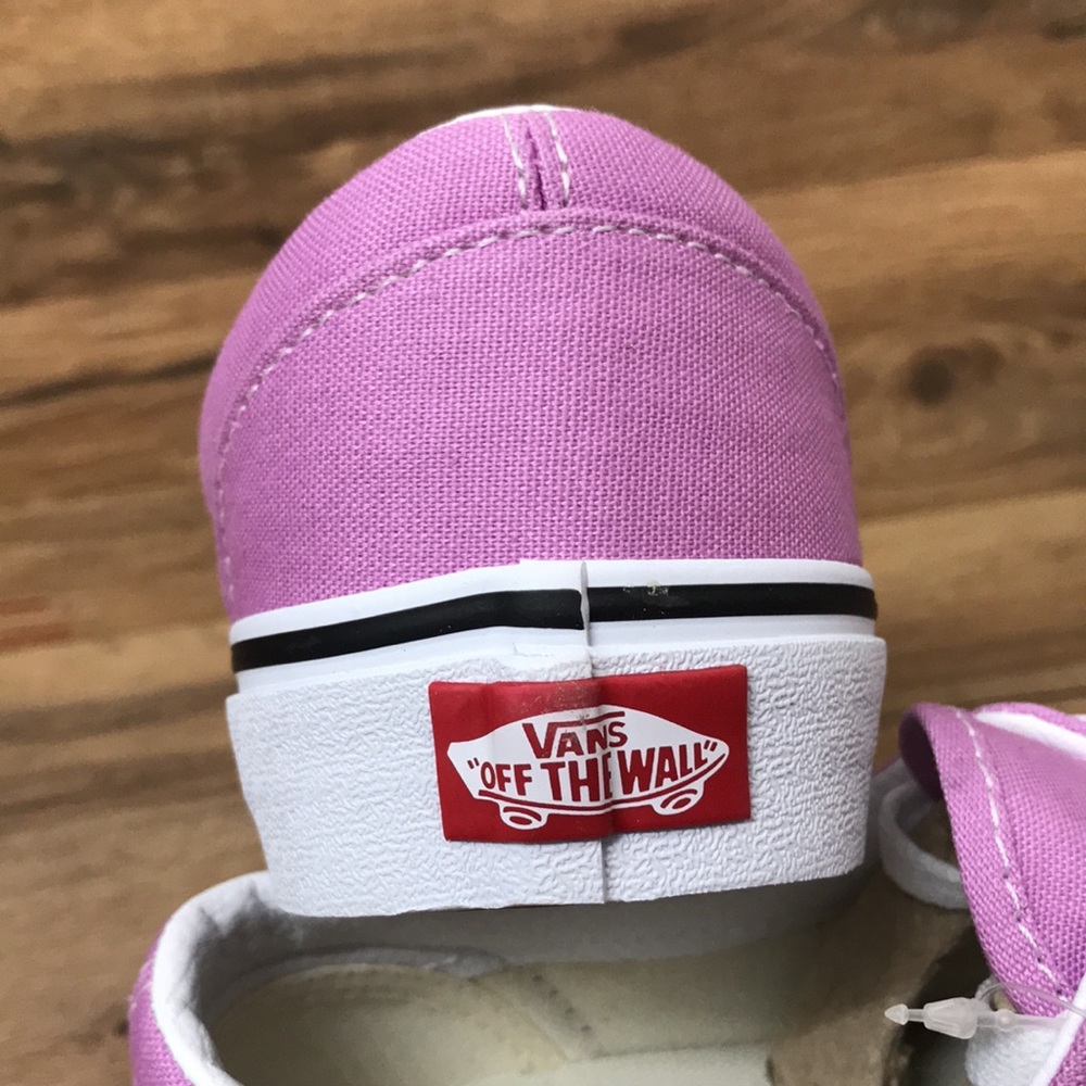 VANS ERA BRAND NEW - Picture 10 of 16